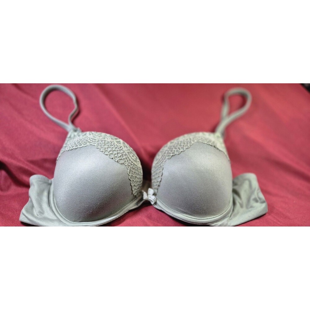Victorias Secret 38B Body by Victoria Push Up Bra Olive Green Lace Excellent EUC